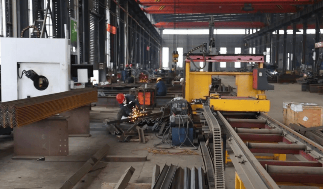 嘉魚鋼構(gòu)新紀(jì)元 年產(chǎn)能1萬噸，產(chǎn)值1.3億元的機(jī)電工程設(shè)備生產(chǎn)基地